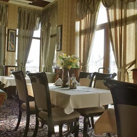 Отель Dukov Обзор